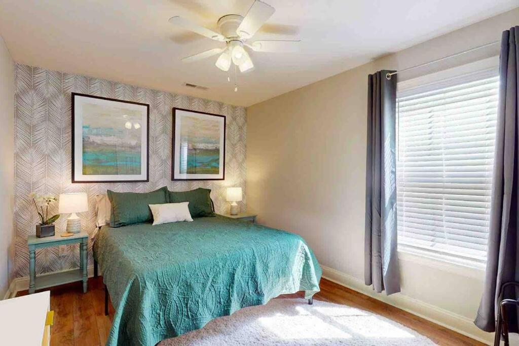 The Blue Door Bungalow Wilmington Bagian luar foto