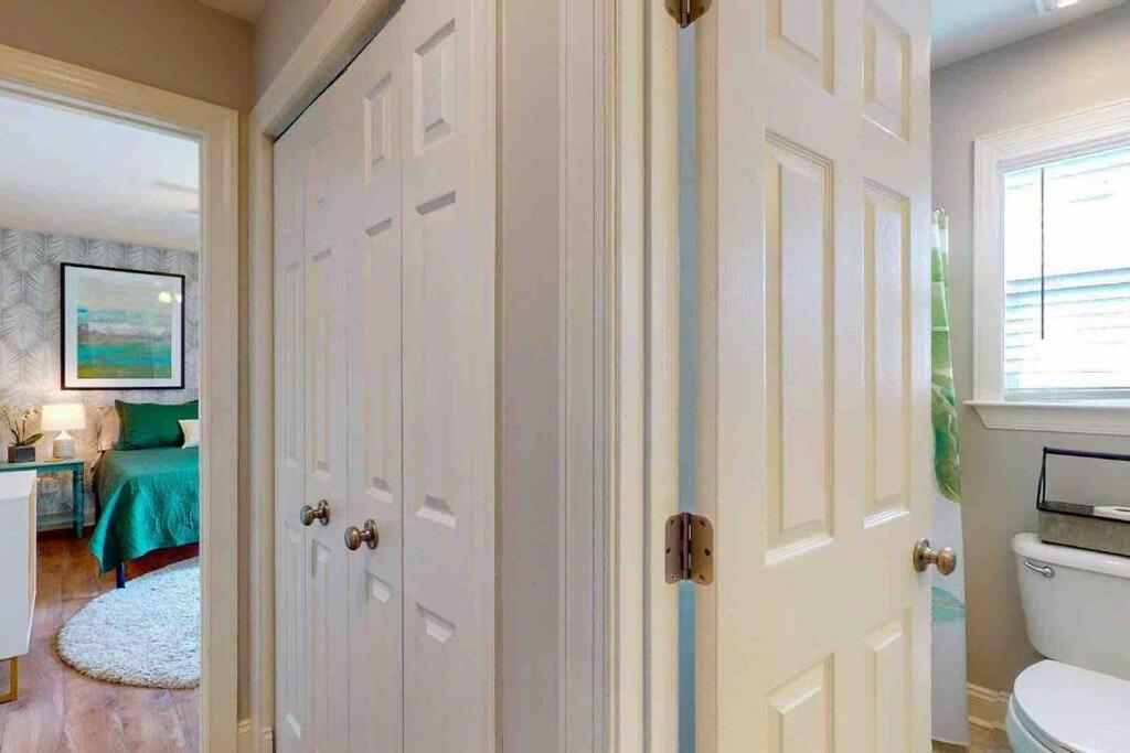 The Blue Door Bungalow Wilmington Bagian luar foto